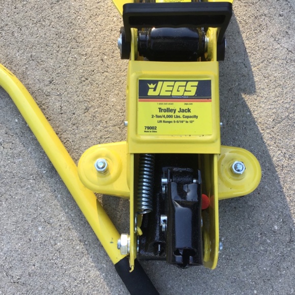 Car Jack And Two Jack Stands - Picture 4 of 6